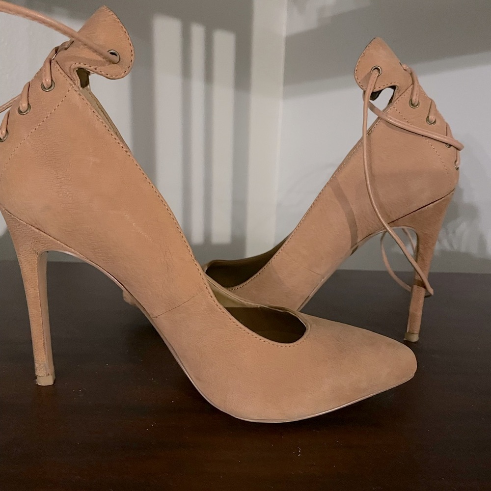 Nine West Pump
